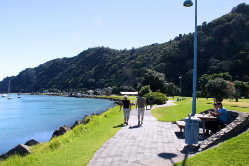 Cycle the Warren Cole Walkway